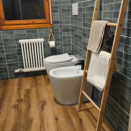 Wanderlust Traveller San Lazzaro * La Mura San Carlo