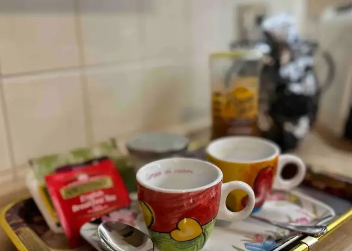 Wanderlust Traveller San Lazzaro