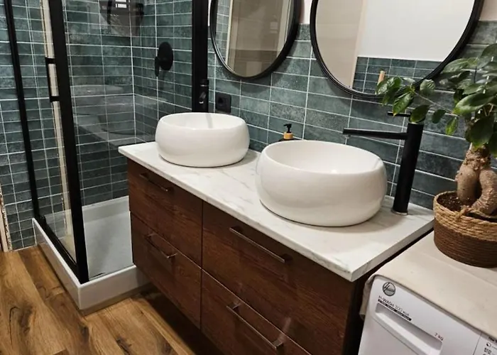 Wanderlust Traveller San Lazzaro منزل للإقامة *