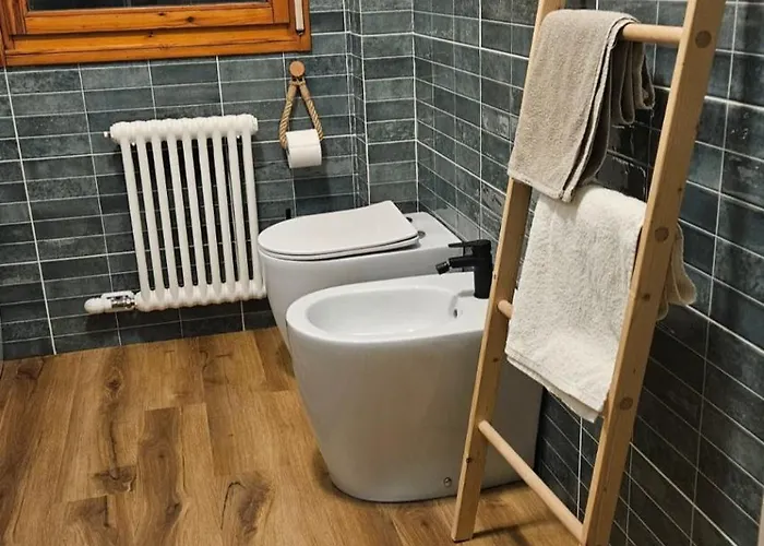 Wanderlust Traveller San Lazzaro * La Mura San Carlo